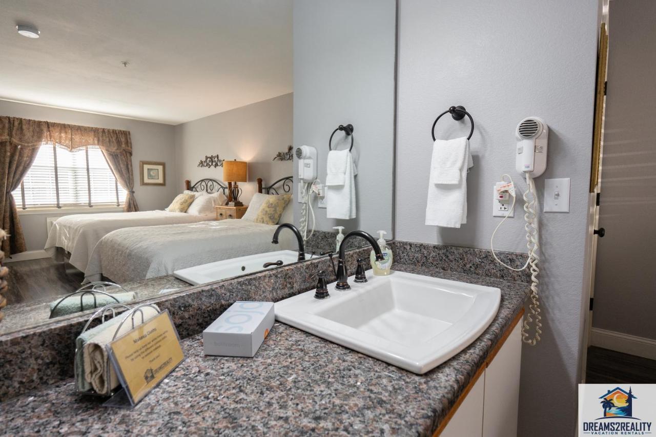 2Br Walk-In Condo - Near The 76 Strip - Pool - Free Tickets Included - Cla-8 Branson Exterior photo